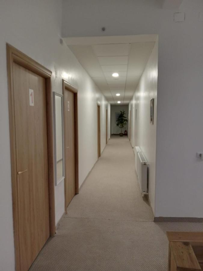 Hunedoara Sport Confort Hotel Zewnętrze zdjęcie