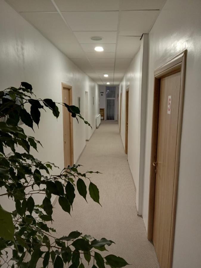 Hunedoara Sport Confort Hotel Zewnętrze zdjęcie